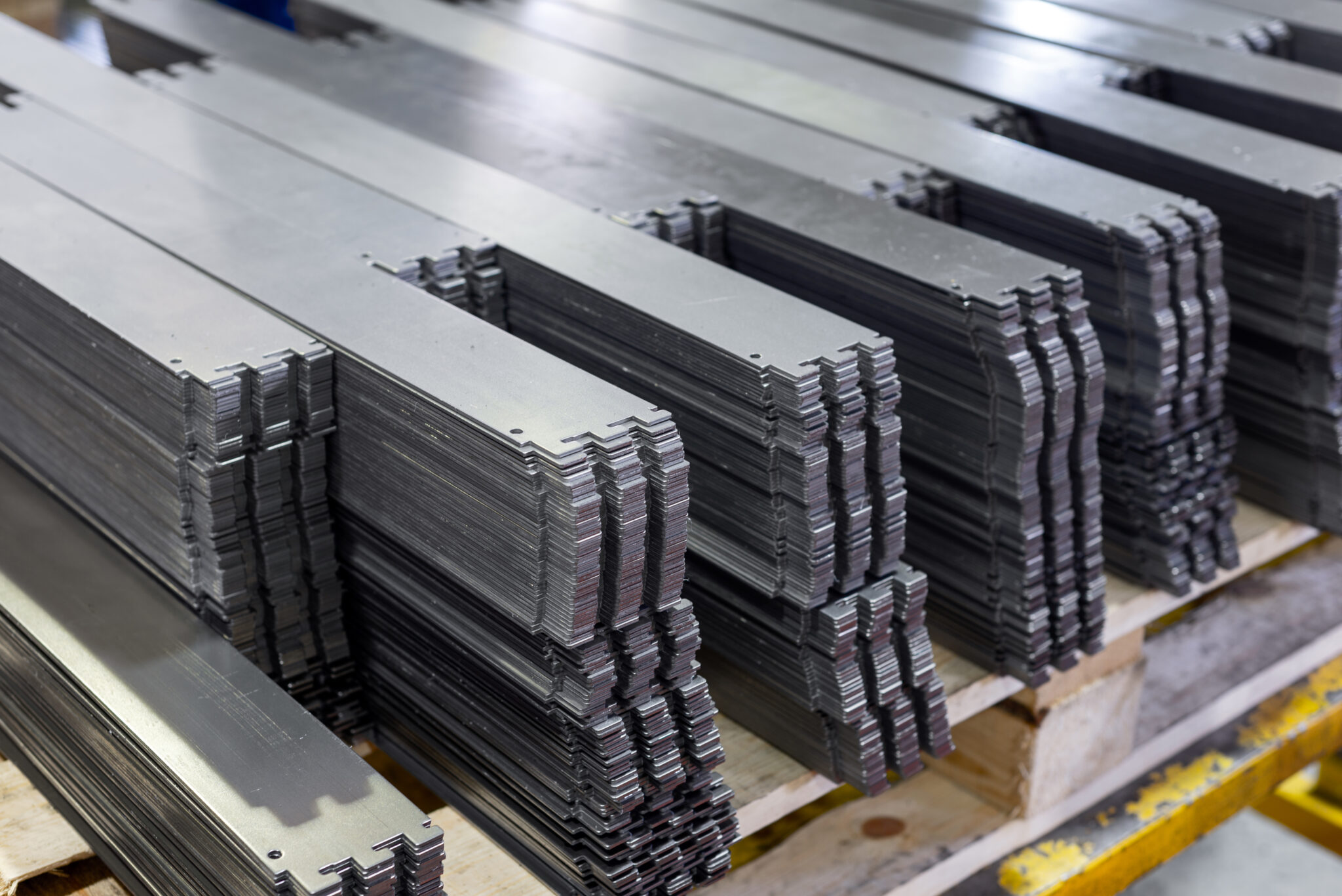 metalplatesafterprocessingondie-cuttingpress
